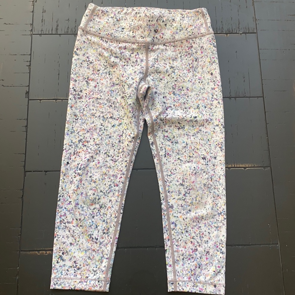 Athleta Girl - Girls Capri Leggings, multi-colored speckled, size Meduim (8-10)